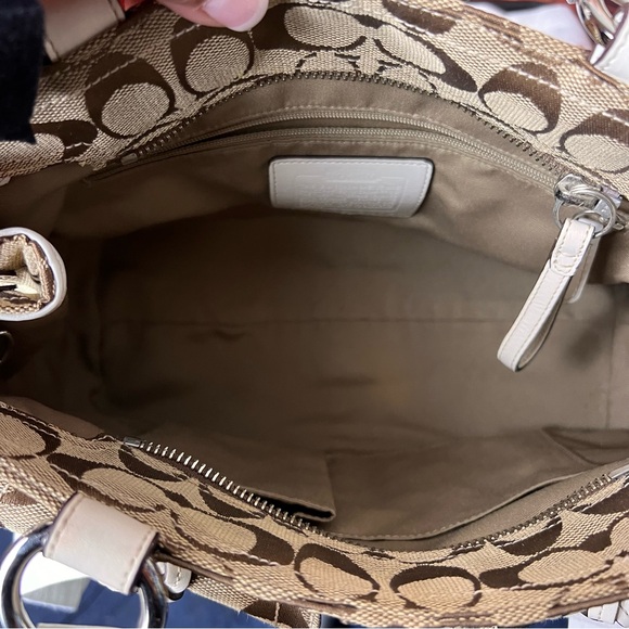 Vintage Coach SoHo Bag monogram canvas and leather, hang tag excellent condition - Picture 16 of 17